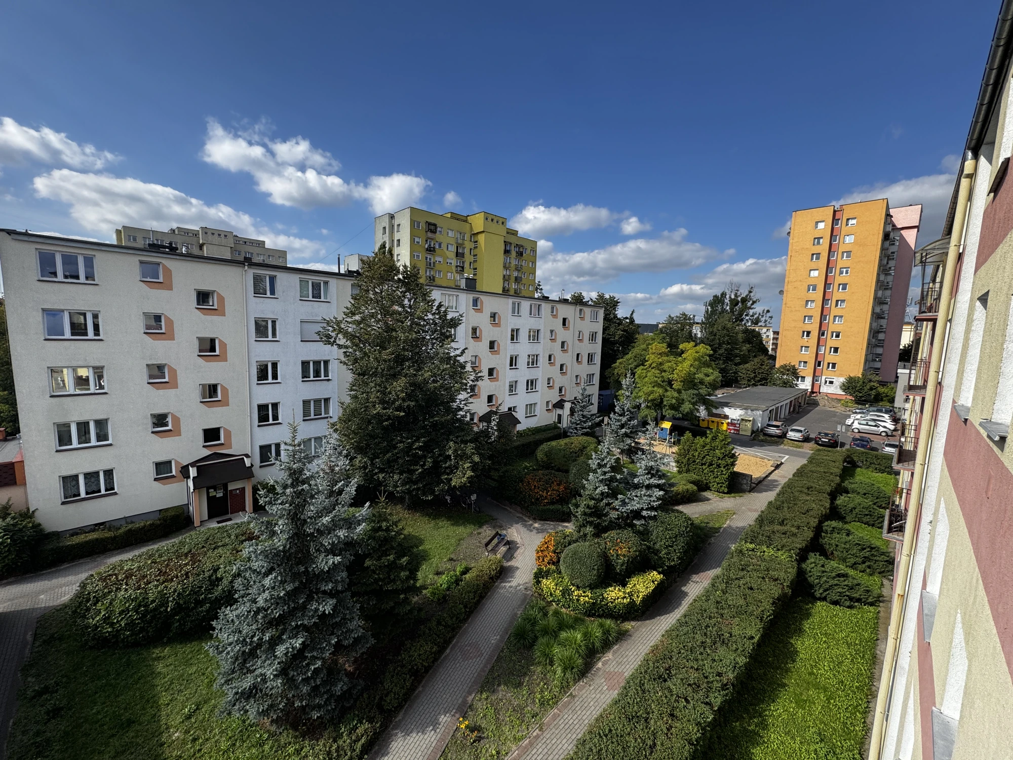 Widok na zieleń — mieszkanie przy Matejki, obecny stan